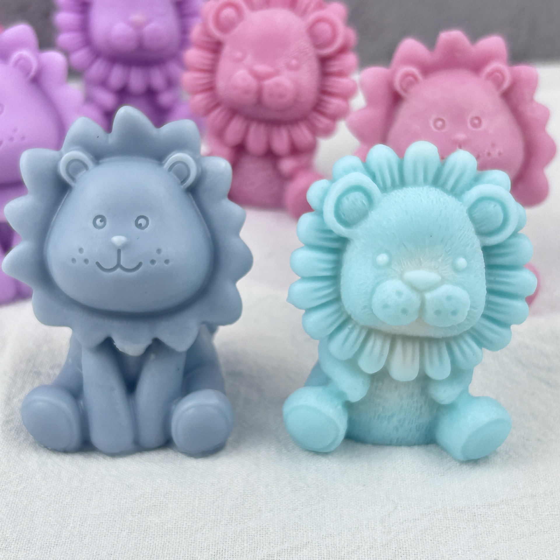 Three-dimensional lion candle silicone mold, diy aromatherapy candle gypsum diffuser stone display table decoration mold pic 7