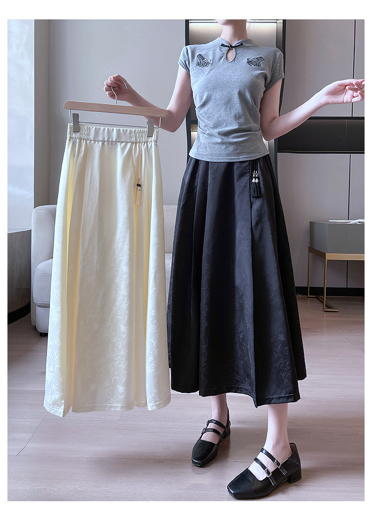 New Chinese-style satin skirt for women in spring and summer, gentle, high-waisted, slimming, large swing, retro jacquard, Chinese-style horse face skirt, Chinese trend pic 17