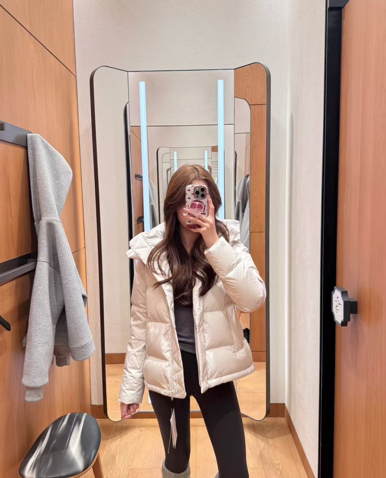 lulu同款泡芙五格杜邦三防可溯源90白鸭绒羽绒服女短款防寒面包服详情14