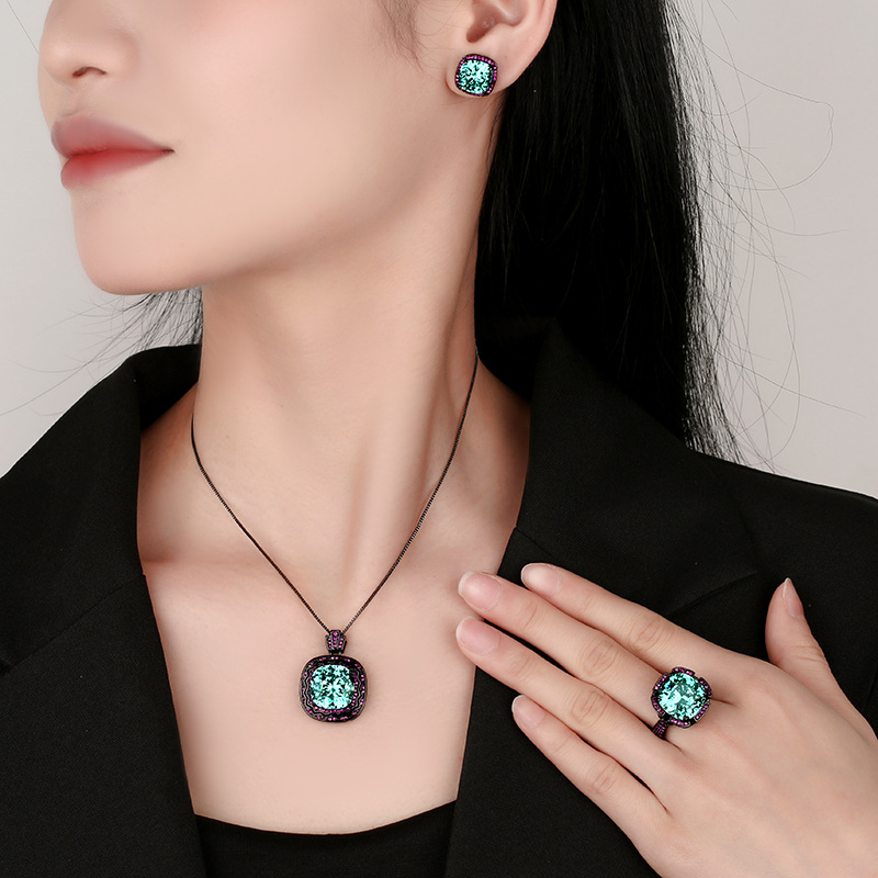 2025新款庄生生珠宝铜底镀金仿真鸟巢切帕拉绿黑金套装女石14*14详情8