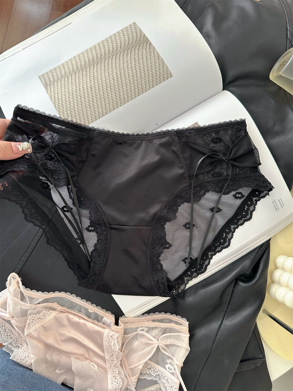 法式奢华缎面蕾丝内裤女性感24新款少女士三角裤中低腰蝴蝶结甜美详情4