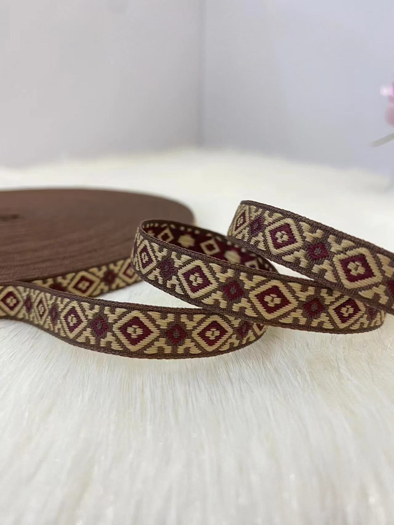 1.0--1.3cm多款式民族风复古提花刺绣织带民族演出服装服饰辅料详情8