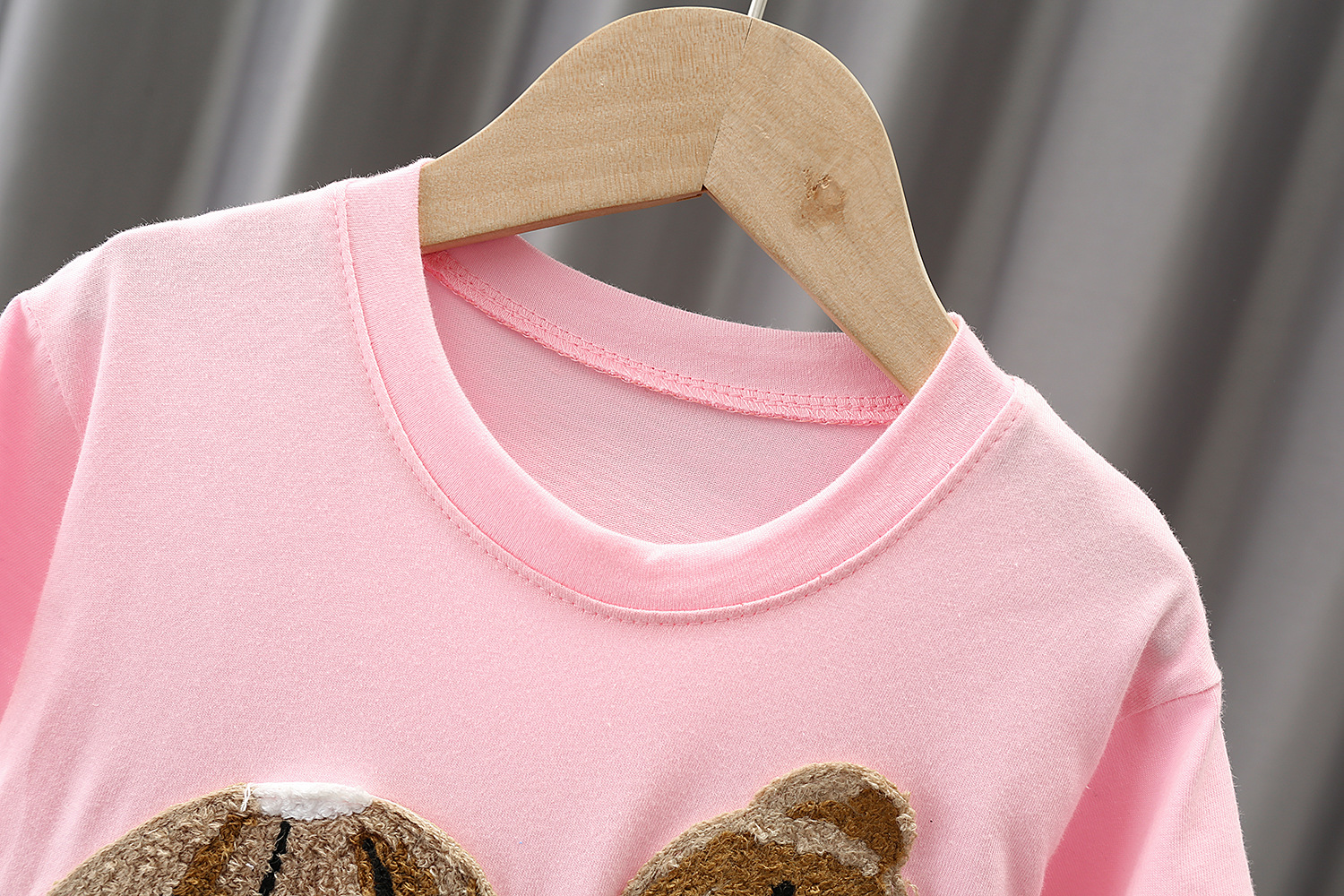 男女儿童外贸服装批发夏季新款宝宝卡通棉短袖t恤两件套厂家批发详情7