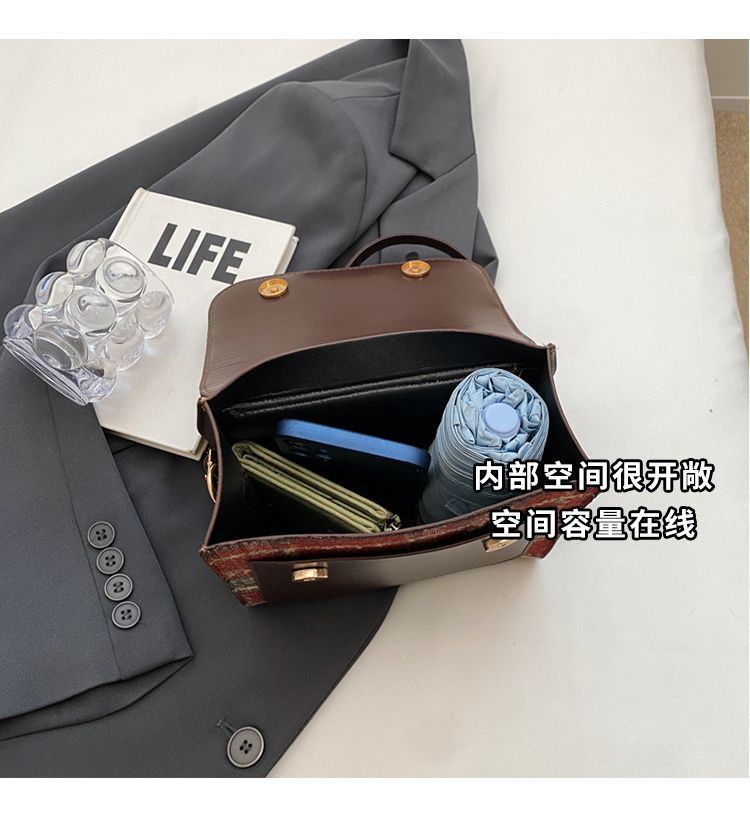 高级感学院风双肩包小众背包2025新款简约格子书包通勤英伦风女包详情7