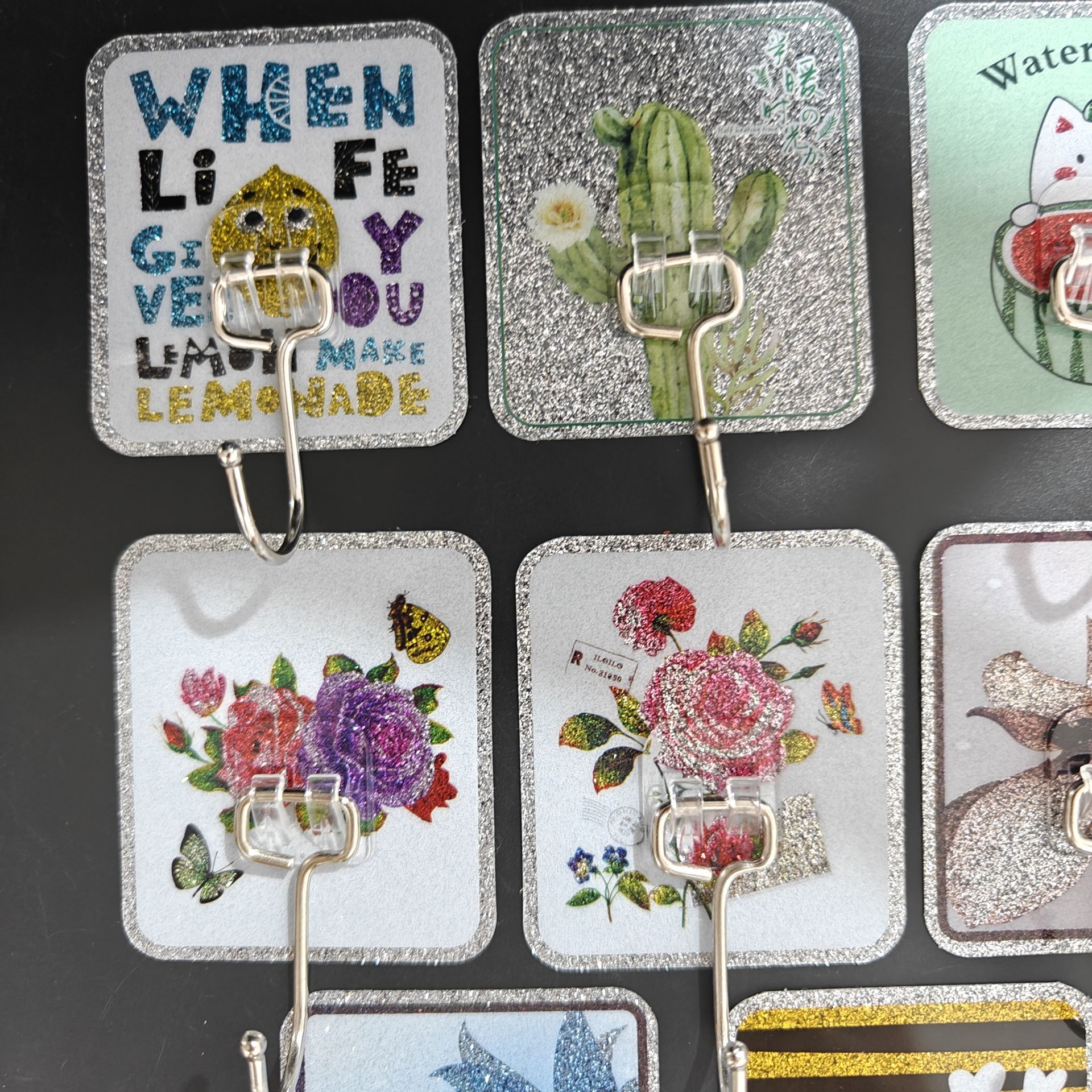 【1-1 Zone 】 Gold Powder Large Iron Hook 100 yuan per pack 2500 yuan per piece. Gold powder large iron hook, seamless large hook, no drilling, sticky hook, door, kitchen, bathroom, wall, coat and hat hook, 1 yuan pic 5