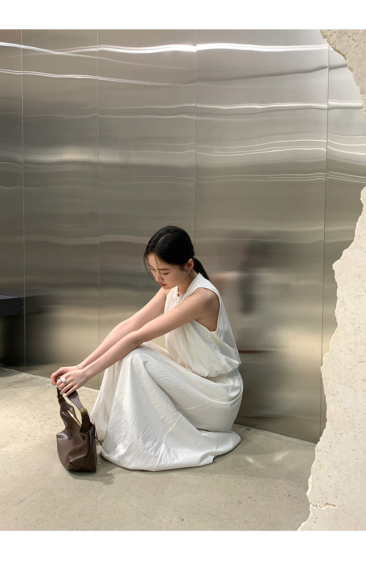 十三行日落女装夏季两件套女高级感度假风无袖挂脖上衣套装裙9251详情6