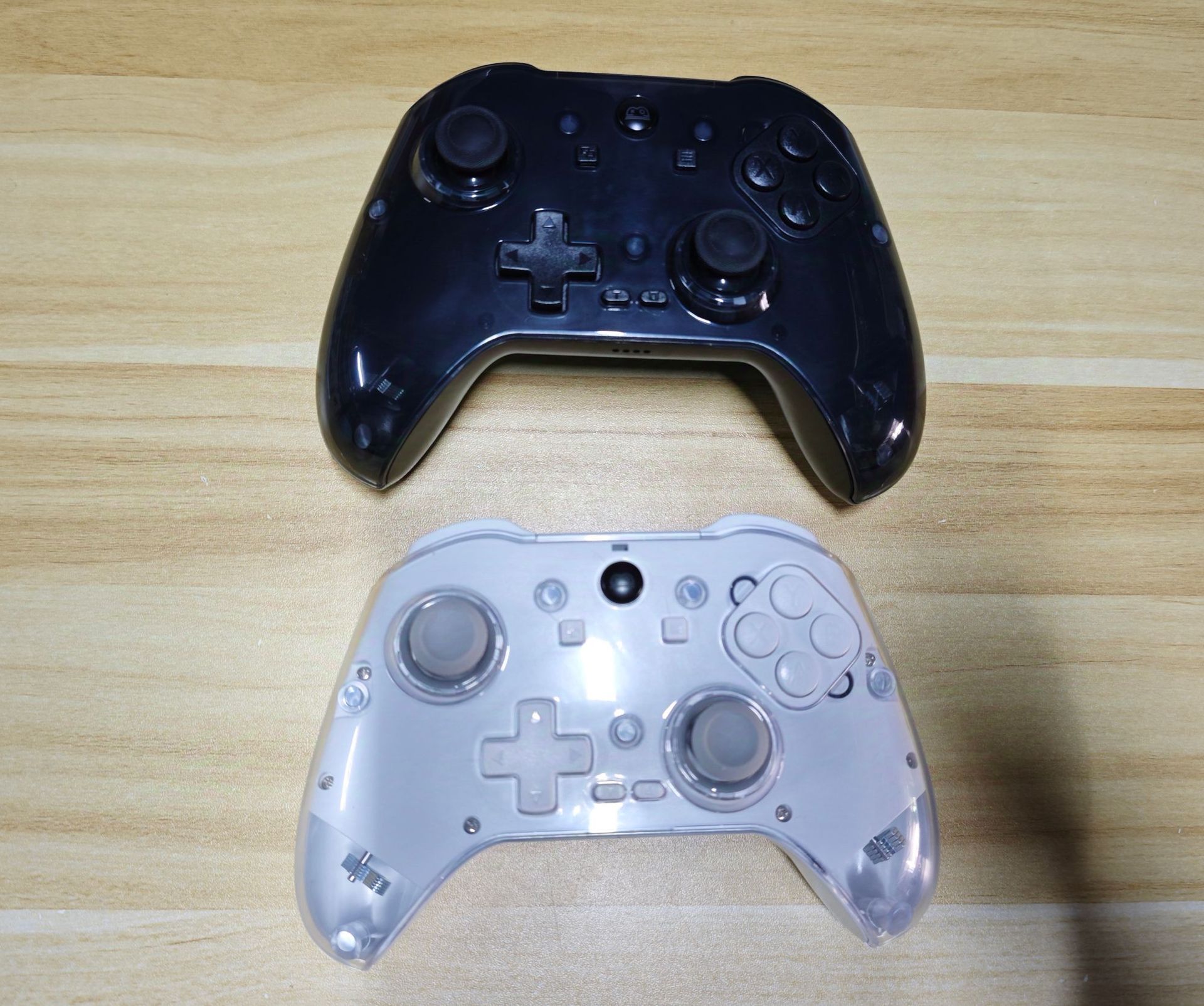 Z04无线蓝牙手柄充电底座磁吸面壳游戏手柄霍尔扳机安卓iOS电视PC详情1