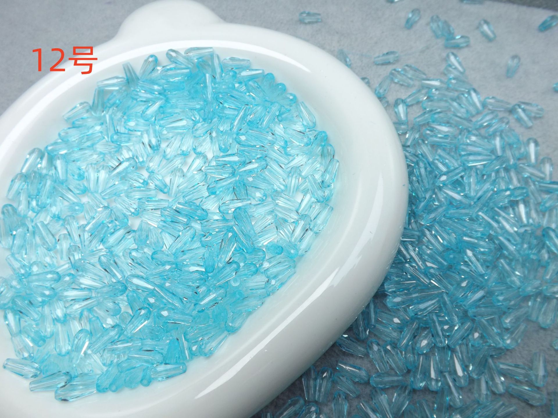 4mm*9mm长水滴人鱼泪晶晶diy水晶饰品配件玻璃珠子长水滴晶晶配件详情9