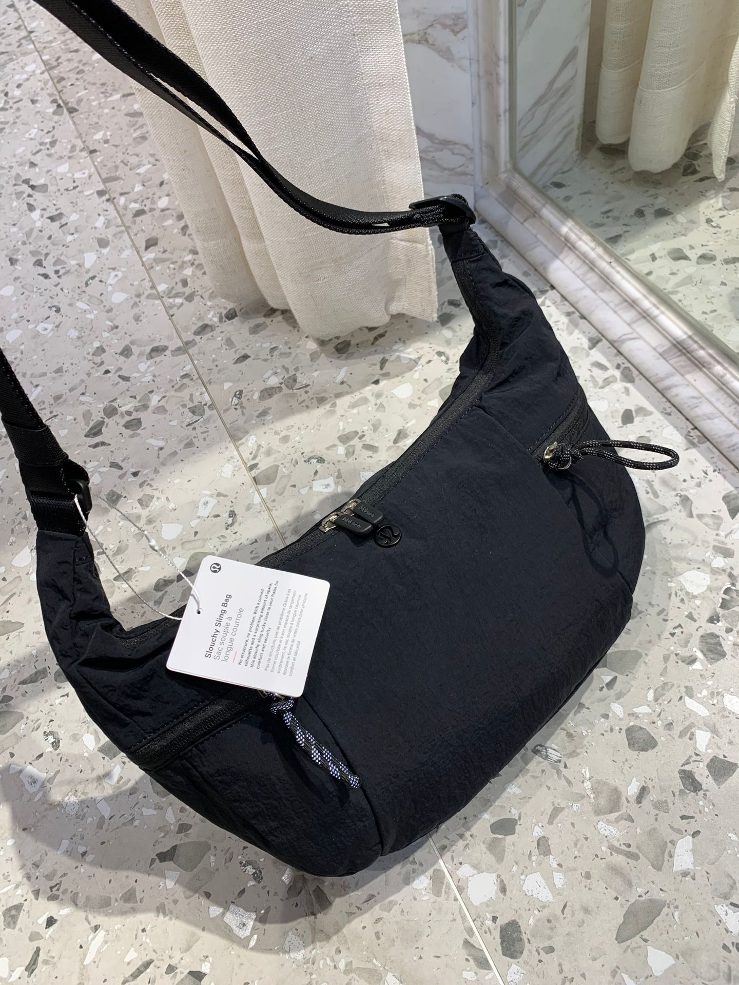 lululemon包大容量休闲百搭13L牛角包月牙包小众女士单肩斜挎包详情44