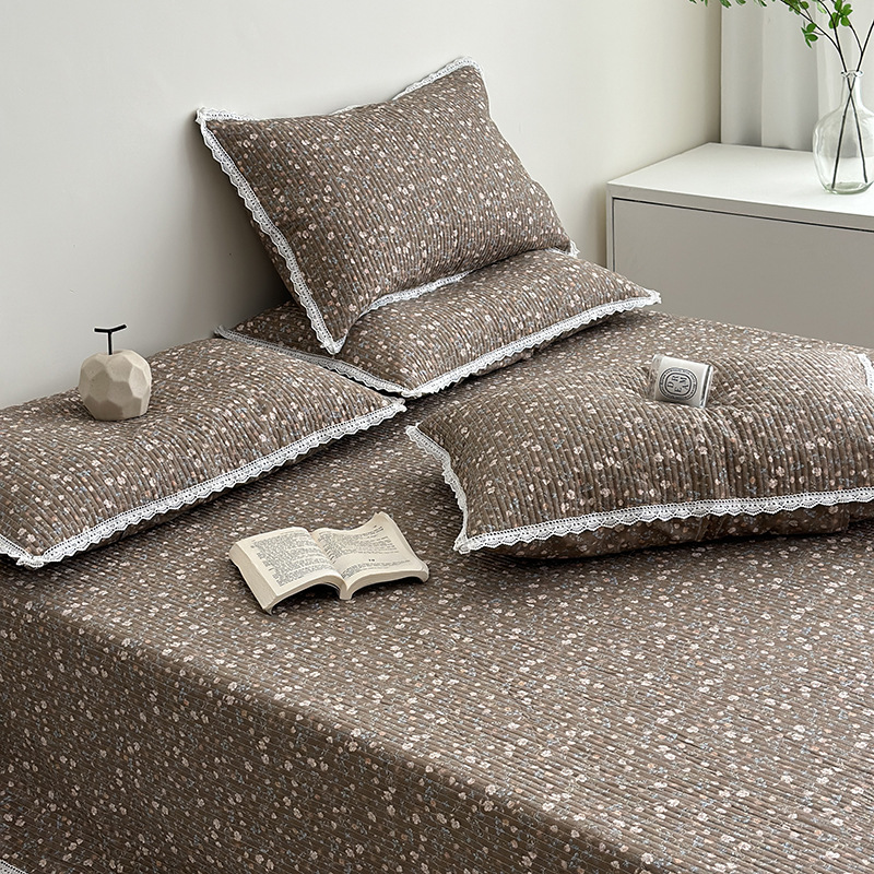 Lisa series, a three-piece set of all-cotton high-temperature sand-washed cotton bed cover, is skin-friendly, breathable and suitable for all seasons pic 51