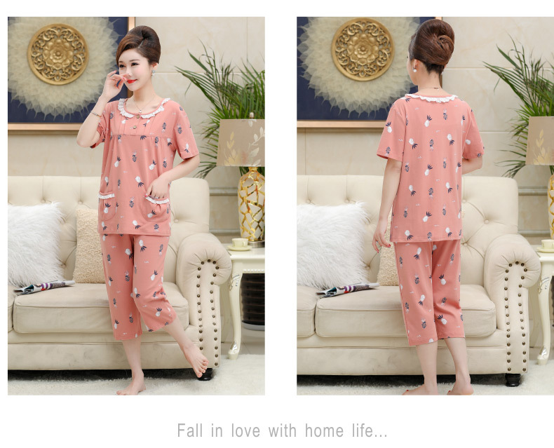 Middle-aged and elderly women wear summer short-sleeved, thin cotton clothes. Middle-aged women wear summer round-neck home clothes. Grandmothers and the elderly pic 49
