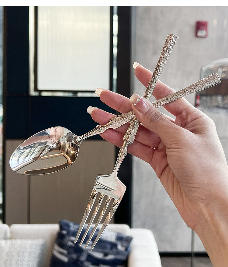 欧式轻奢小蛮腰 304不锈钢锤纹刀勺叉家用餐厅餐匙牛排意面三件套详情9