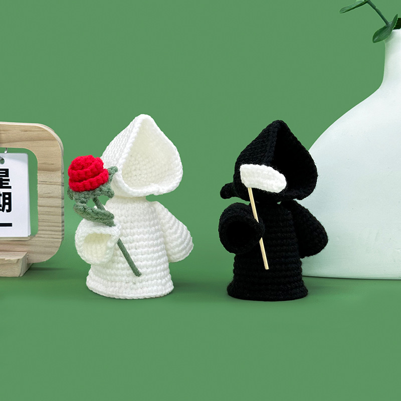 Wholesale and customization of white ghost-shaped crocheted dolls, plush toys and trendy toys pic 14