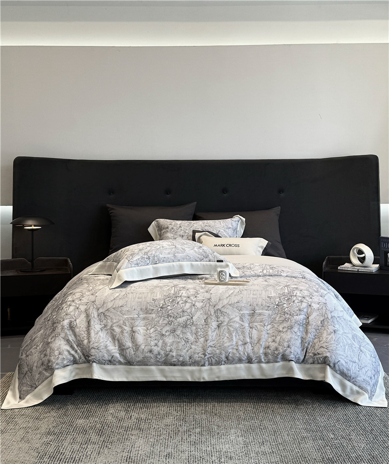 Cool ultra-fine denier Tencel summer light and cool condensation filament four-piece set, elegant printed sweat-absorbing nude bedding pic 52