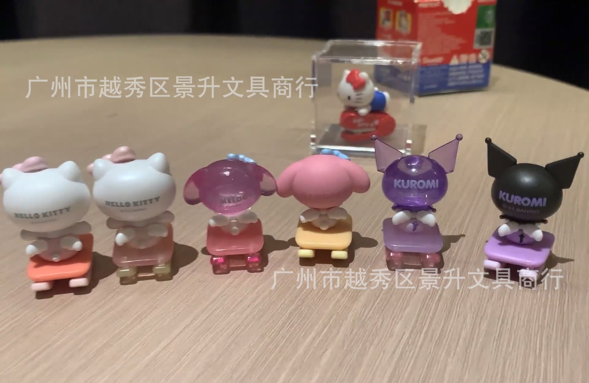 Officially authorized Sanrio Cute Bean Series Sweet Bud Love Blind Box Ornaments, trendy and cute figurine ornaments as gifts pic 3