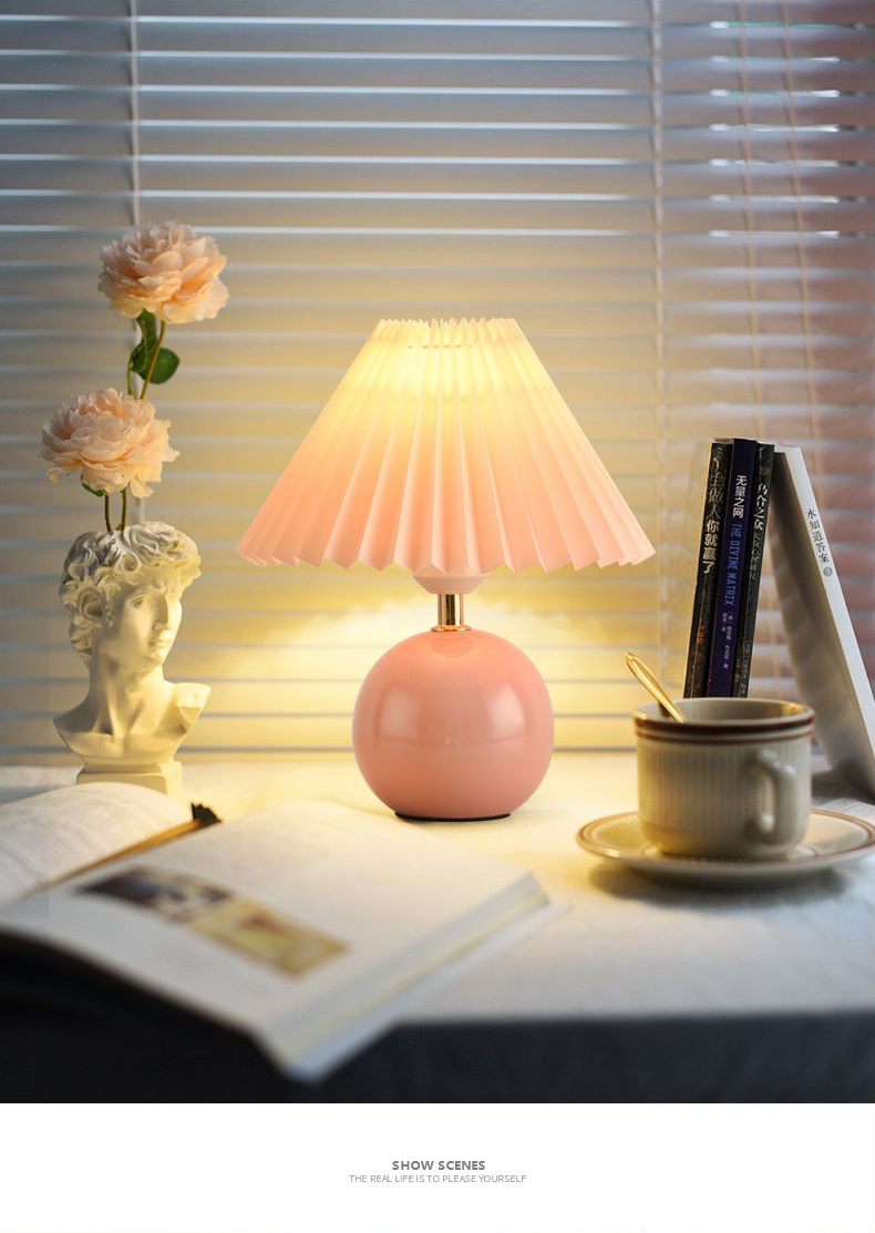 Creative pleated girl bedroom night light, Nordic Instagram-themed ceramic decorative bedside lamp pic 17