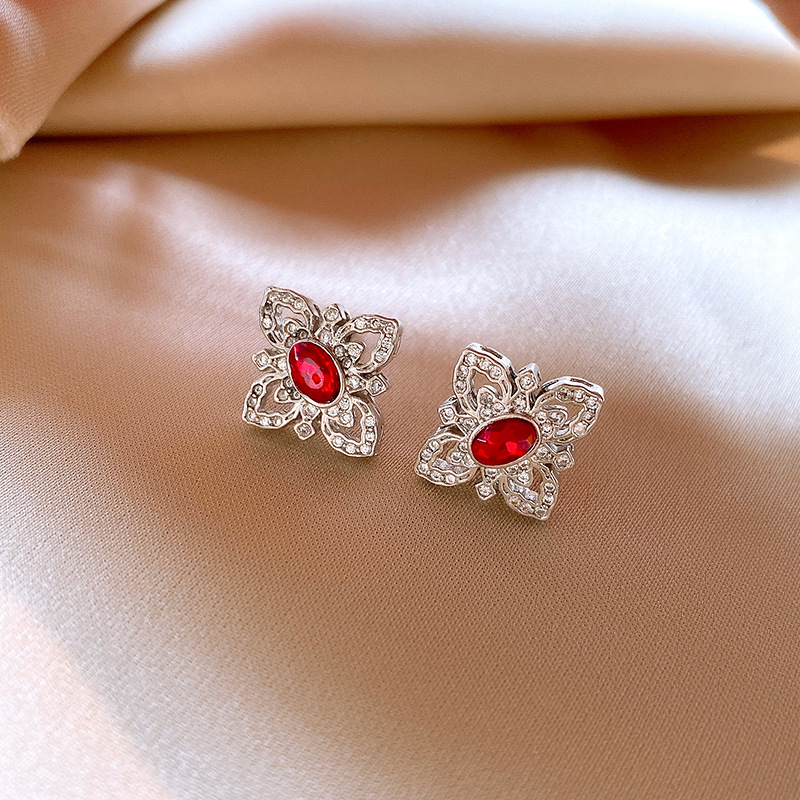 银针新款银色锆石菱形花朵耳钉个性冷淡风耳环时尚中古风耳饰批发详情7