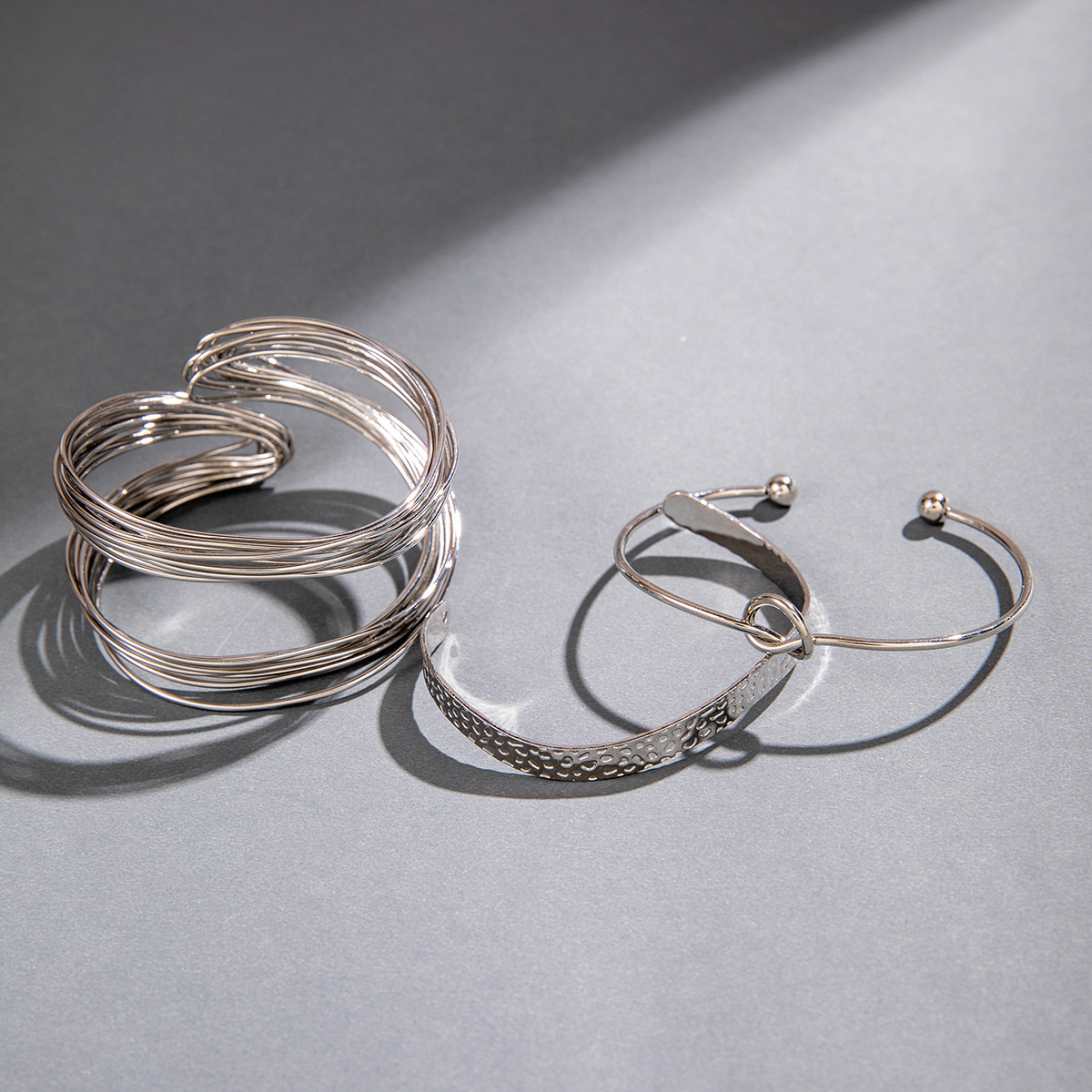 欧美跨境新款多层线条缠绕几何开口手镯套装朋克风波浪形串珠手链详情85