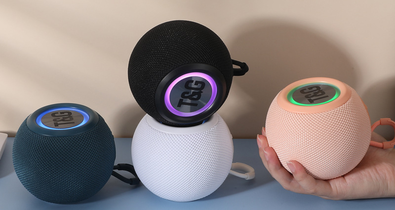 外贸跨境TG337蓝牙音响便携式圆形小音响布艺led灯无线低音炮音箱详情4