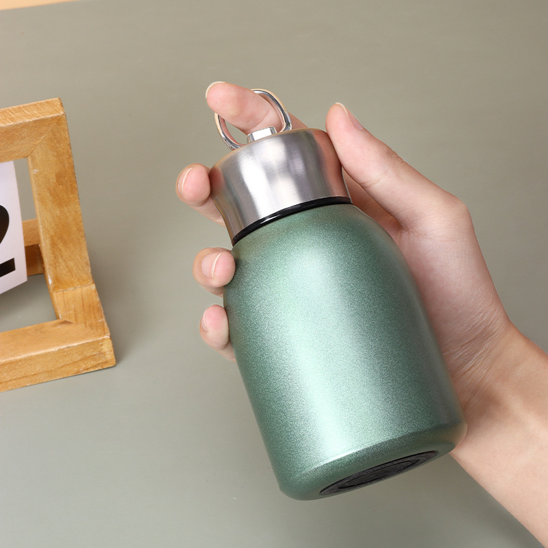 跨境304不锈钢迷你小胖丁保温杯户外便携提环口袋杯随手杯可批发详情17