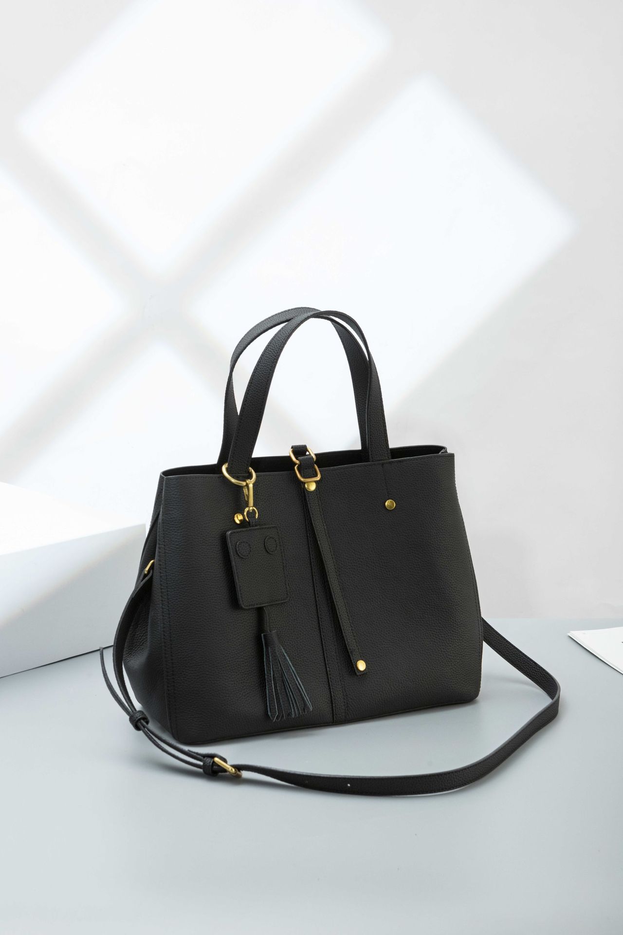 真皮手提包女头层牛皮托特包大容量水桶包真皮女士包包单肩斜挎包详情59