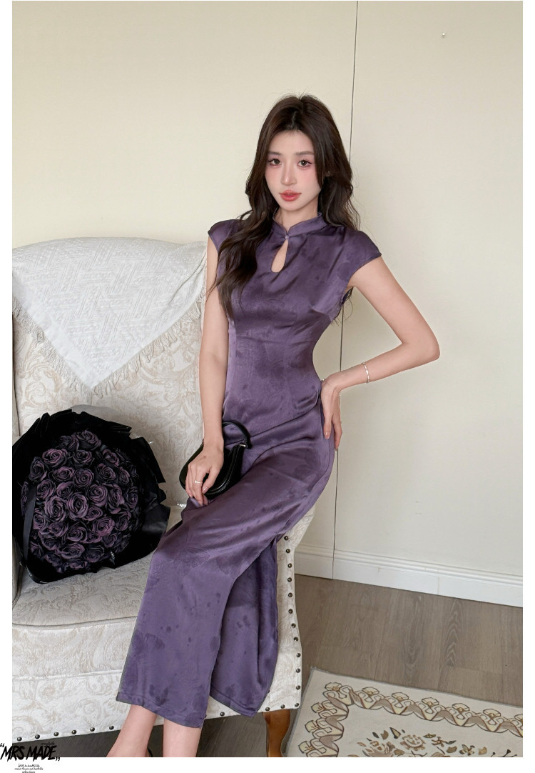 紫色缎面改良旗袍女2025春夏绝美新中式蝴蝶连衣裙详情3