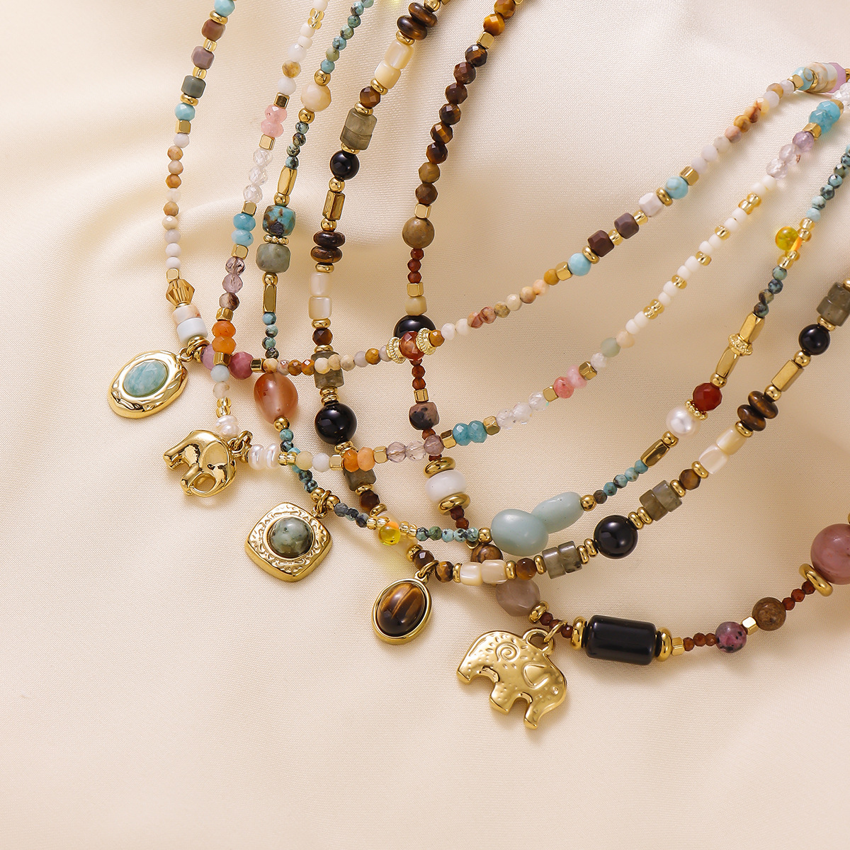 抖音爆款小象项链时尚饰品钛钢项链秋冬美拉德小象天然石项链详情5