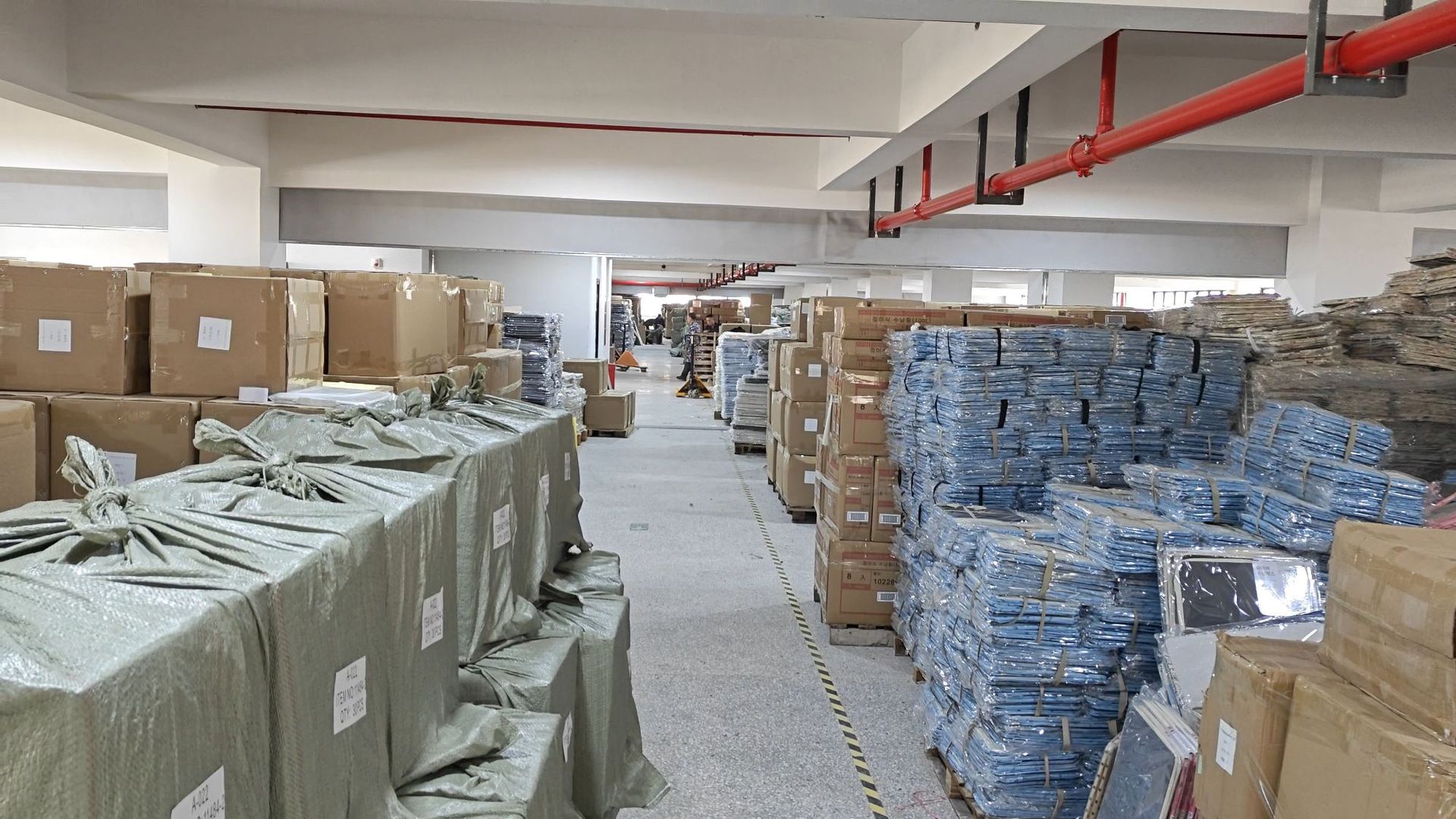 收纳箱大容量超大衣物衣服玩具被子特大号家用可折叠布艺整理箱子详情5