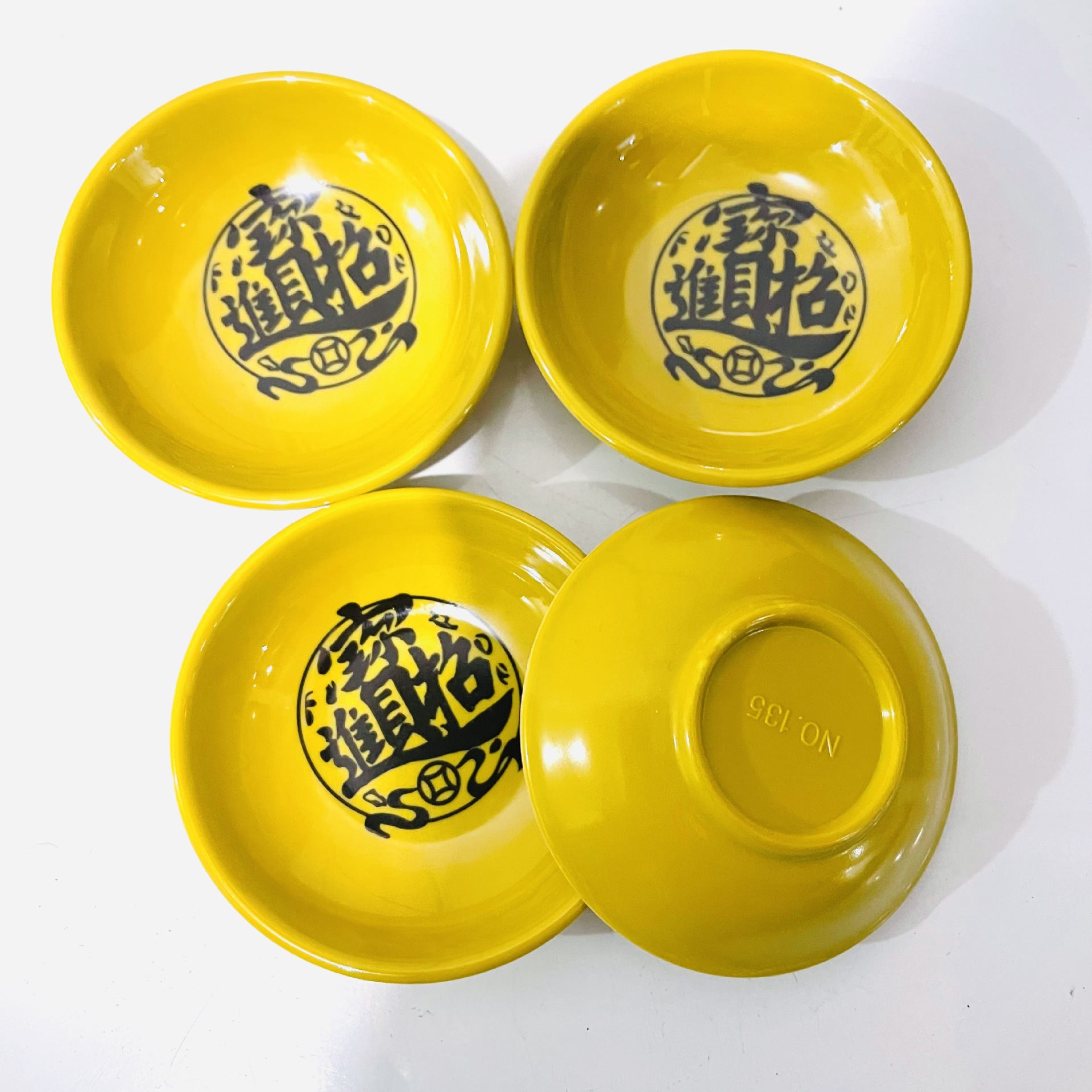 【1-11 Zones 】135 plates 310 per box 1240 per case vinegar plate Small Plate Dipping sauce plate Small plate fast food plate 1 yuan 2 yuan Source gift pic 1