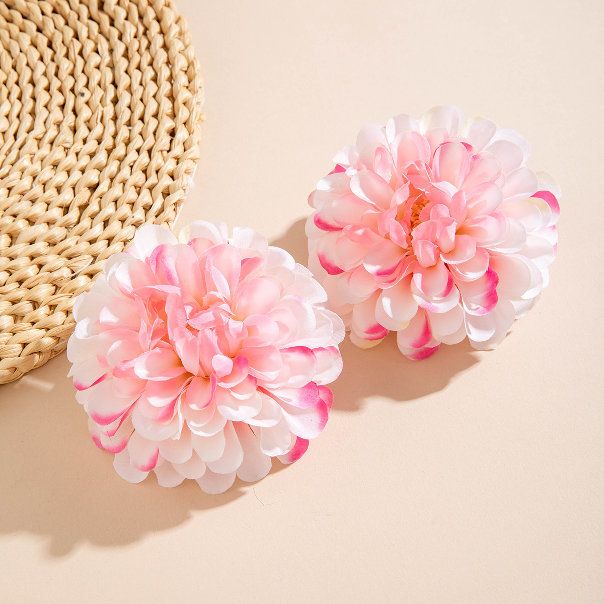 欧美跨境饰品时尚不规则立体花朵设计耳饰夸张彩色烤漆花瓣耳环详情43