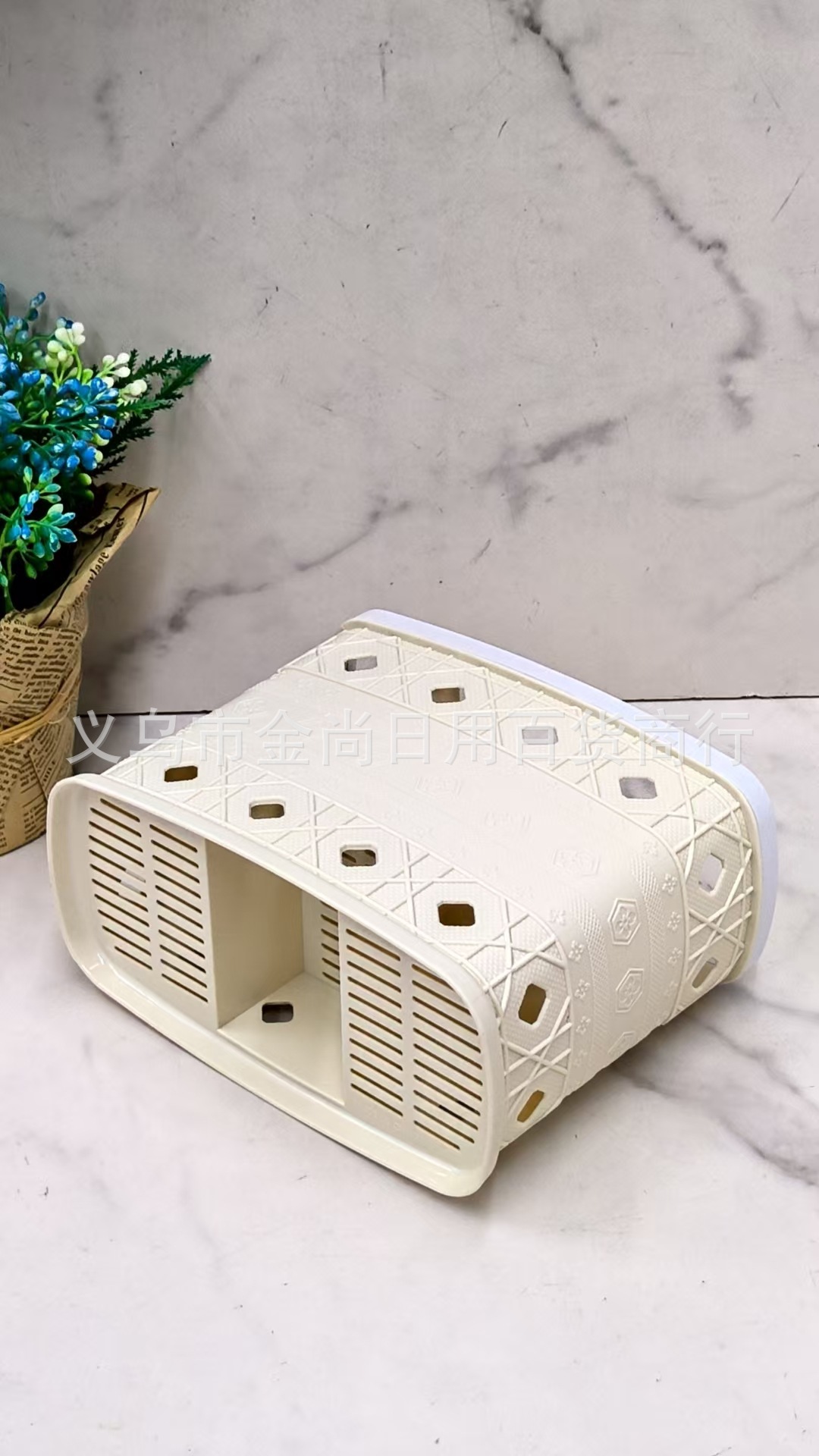 New diamond-shaped flower plastic three-compartment 筷笼 professional draining chopstick holder for kitchen and living room pic 4