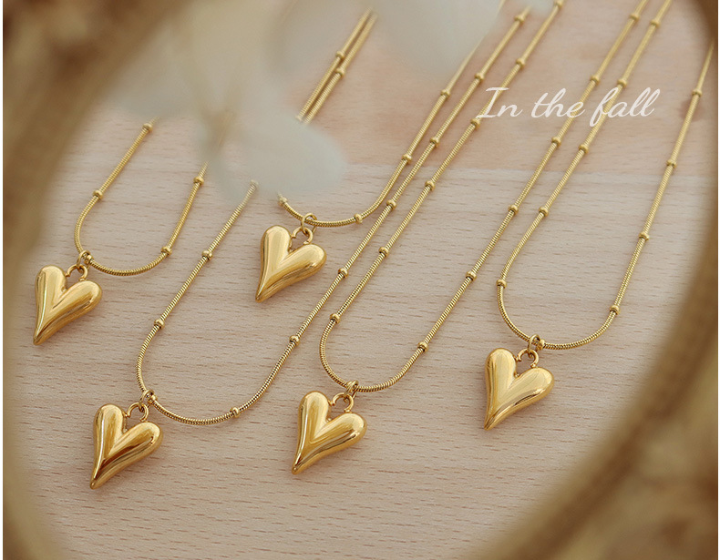French ins trend cold style light luxury fashion simple heart-shaped necklace, titanium steel plated with 18K real gold, P575 pic 13