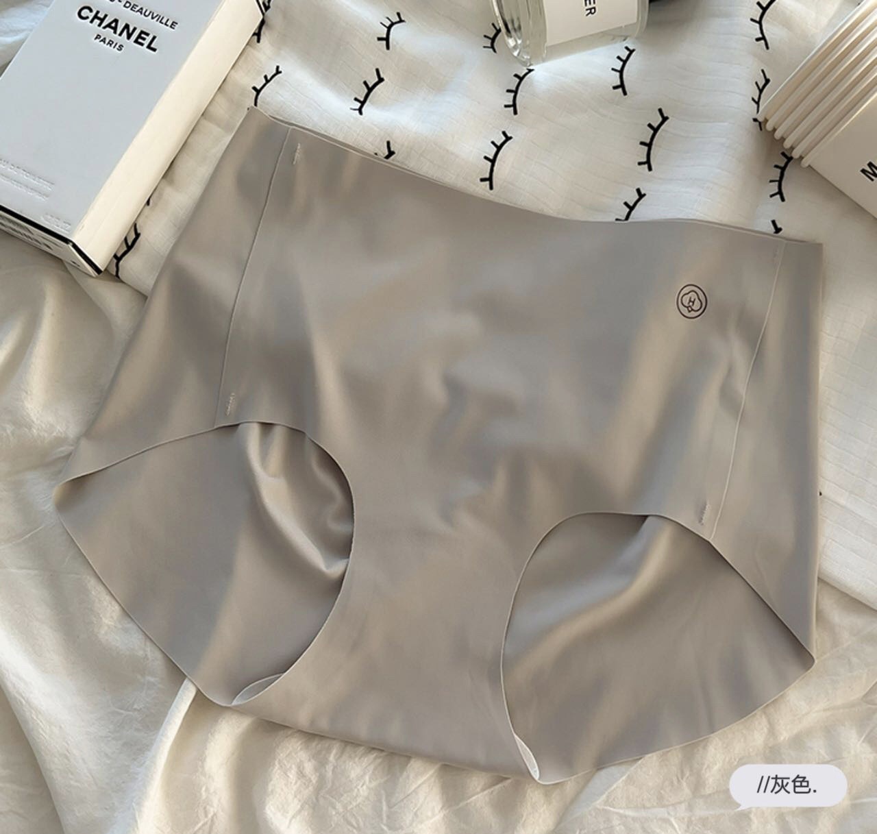 无痕内裤女裸感蜜桃臀纯棉抑菌不夹臀女士内裤透气运动隐形三角裤详情20
