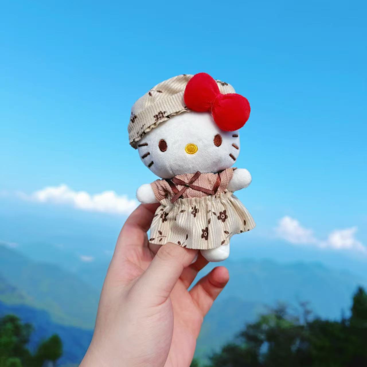 正版hellokitty毛绒玩偶钥匙扣挂饰经典凯蒂猫包包挂件送女友礼物详情23