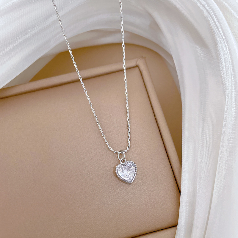 【通体钛钢】爱心不锈钢极简炉内真金项链女ins网红锁骨链配饰品详情12