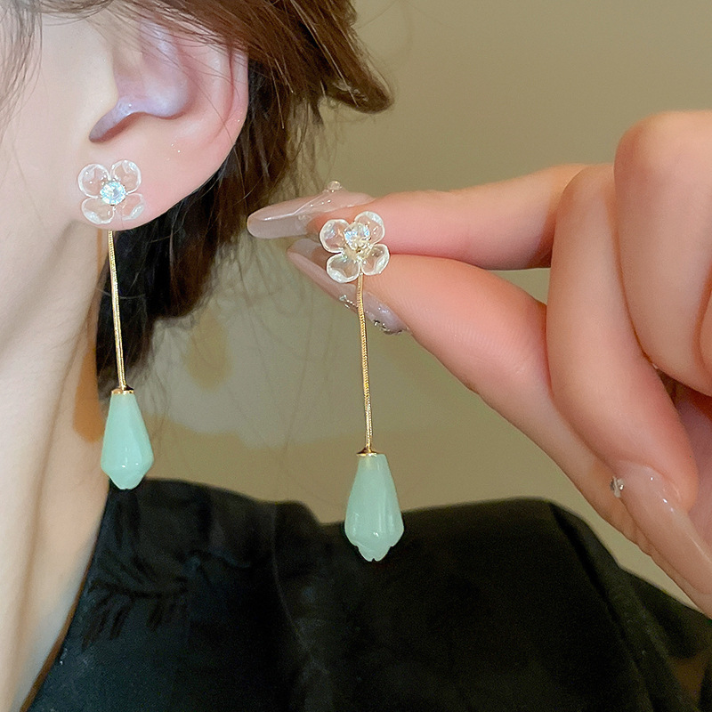 Silver needle Yiwu accessories wholesale, street stall, night market supply, live-streaming bestsellers, Xiaohongshu ear stud accessories factory, female pic 17