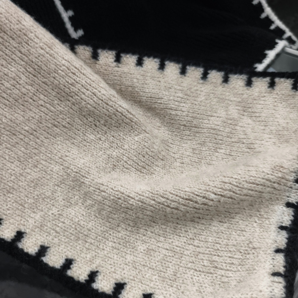 One-piece consignment for the new and cute Korean style scarves of Wooltouch in autumn and winter, suitable for both women and men. Wholesale from the school style street stall pic 11