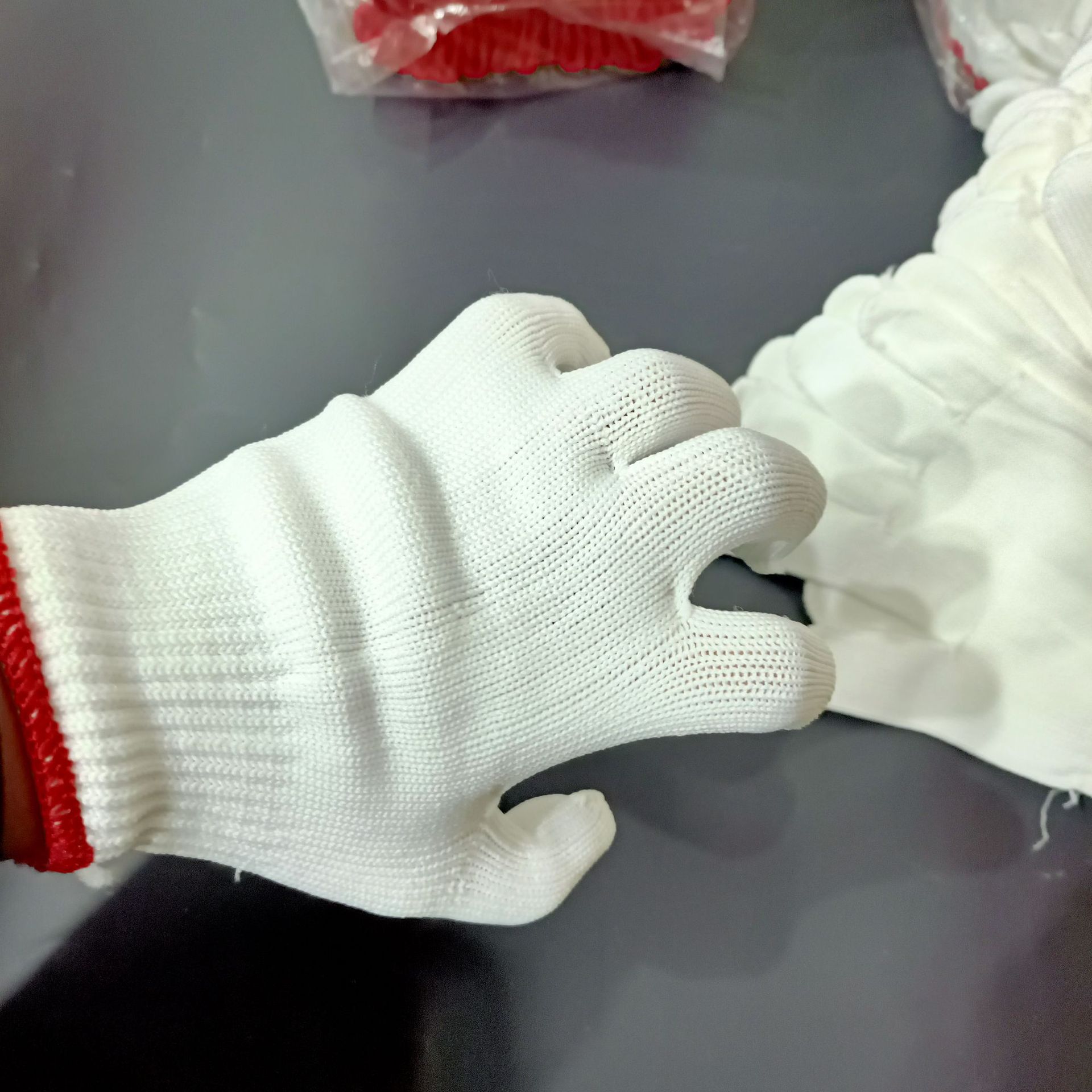 【2-14 】 7-needle nylon gloves 720 yuan per piece. Labor protection gloves, nylon for both men and women, work gloves, white gloves, protective and wear-resistant gifts. 2 yuan. 1 yuan. Street stall supply pic 7