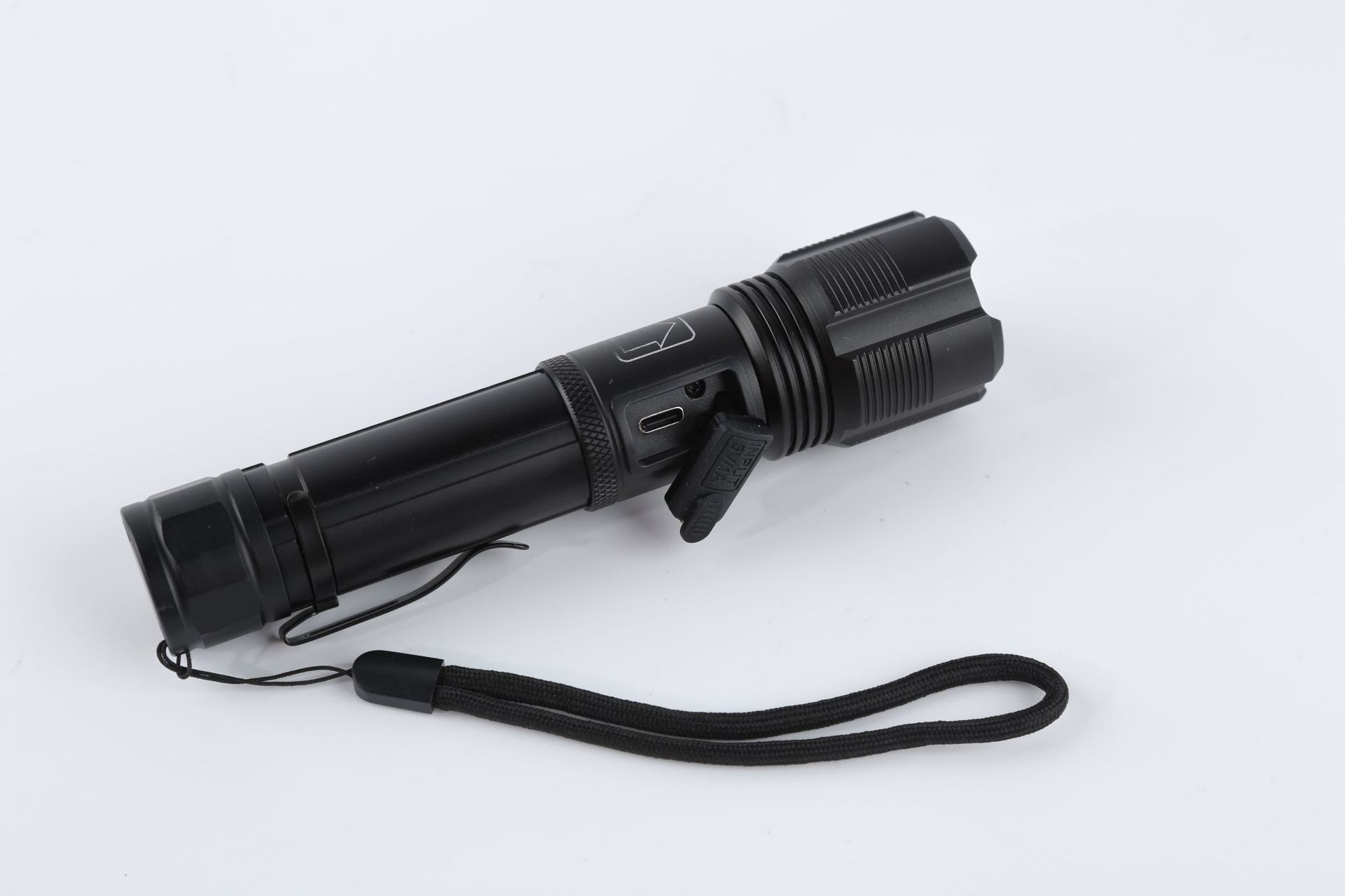 跨境新款XHP50远射USB充电便携手电COB聚光手电户外强光变焦电筒详情11