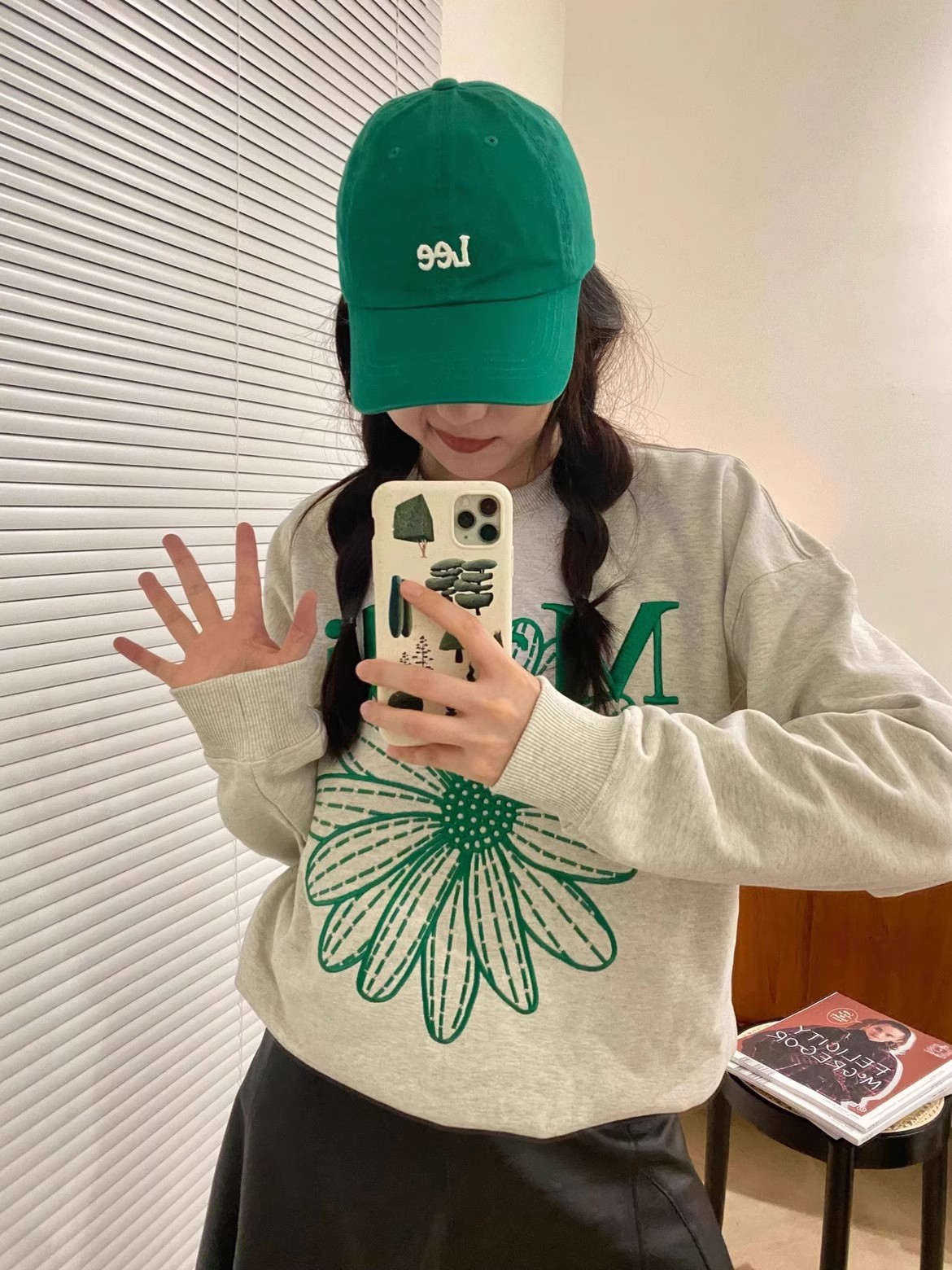 现货韩国潮牌Mardi卫衣女小雏菊24新款印花圆领上衣一件代发详情35