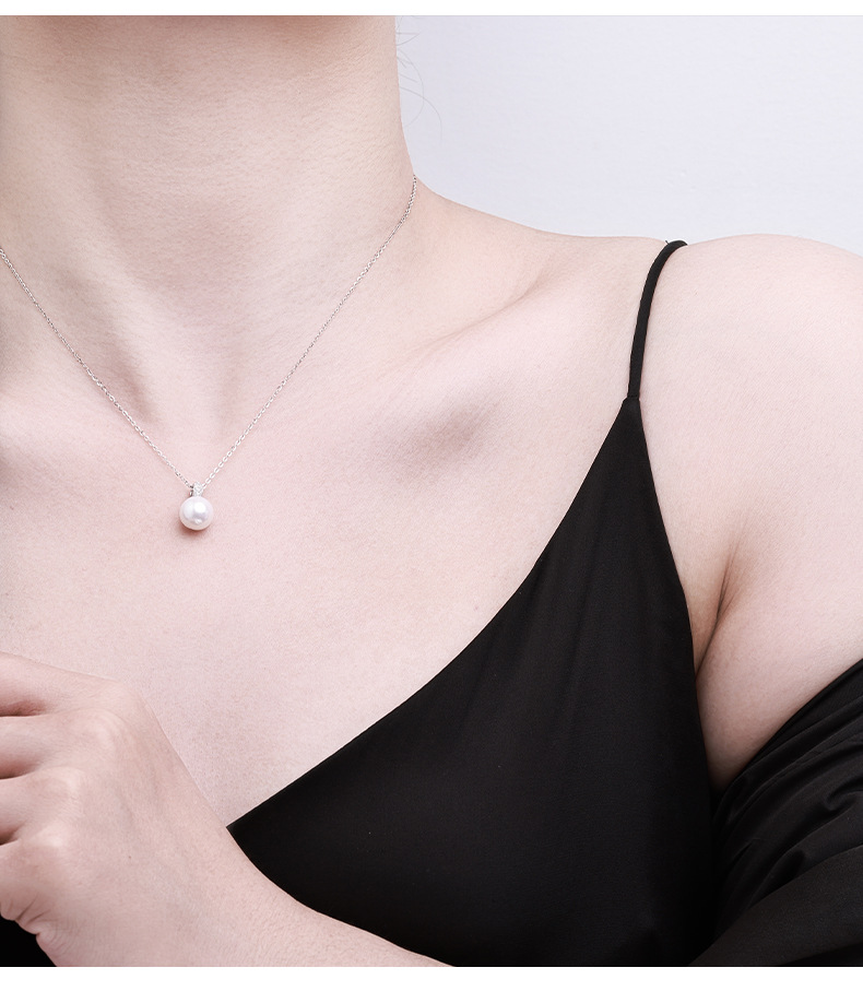 The S925 all-silver pearl necklace is a versatile and high-end gift for women. It is simple, versatile, small, clear and elegant pic 4