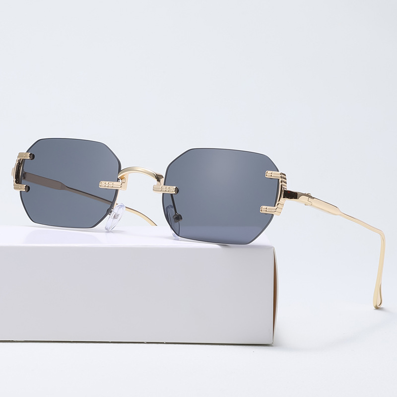 时尚高级感太阳眼镜网红同款切边墨镜女款时尚高颜值太阳镜详情1