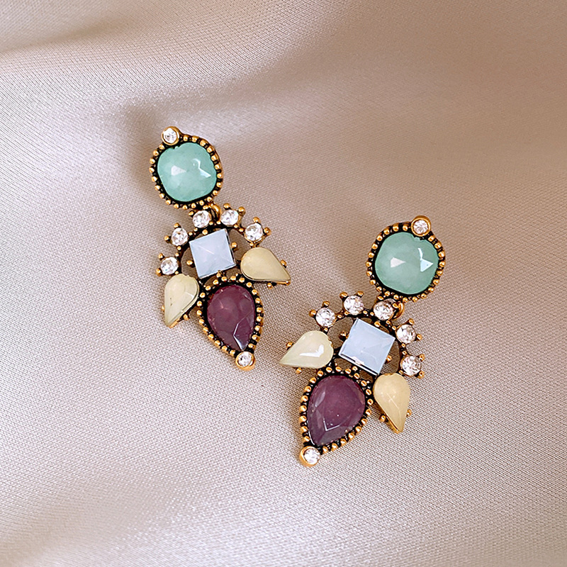 银针欧美夸张树脂镶钻花朵耳钉时尚小众设计感耳环轻奢高级感耳饰详情7