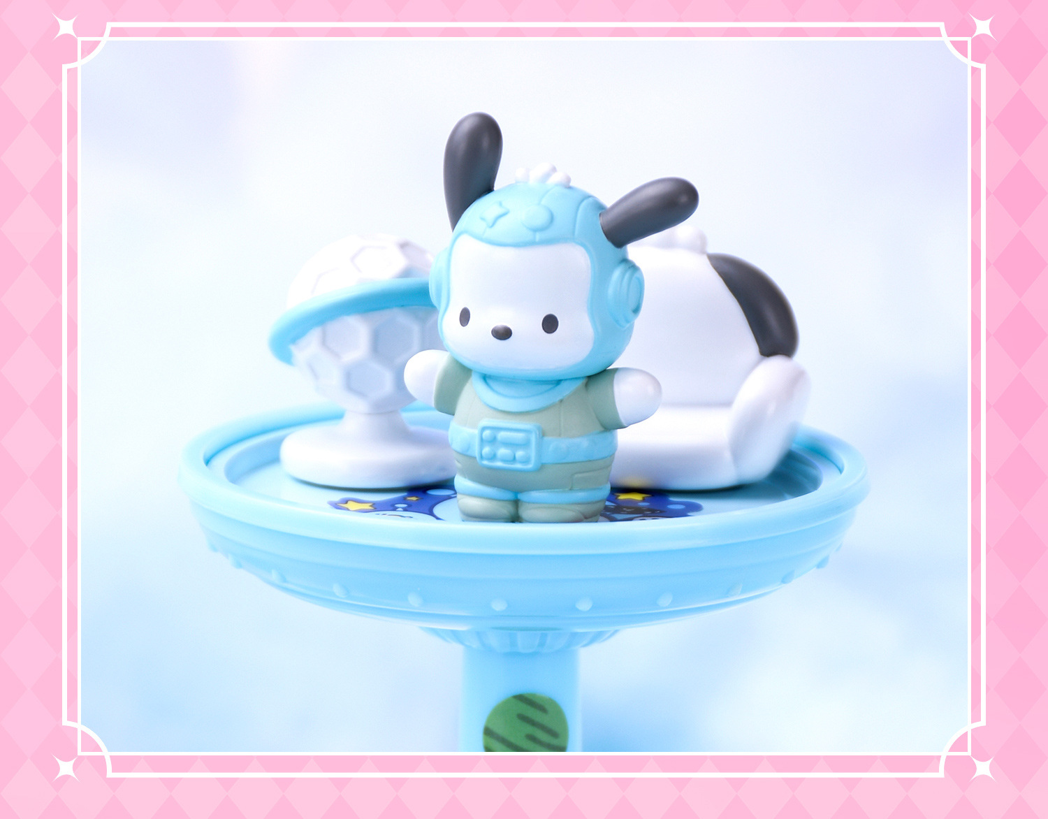 The official Sanrio family Dream Territory series blind box features a cute KT cat-themed decorative nest pic 15