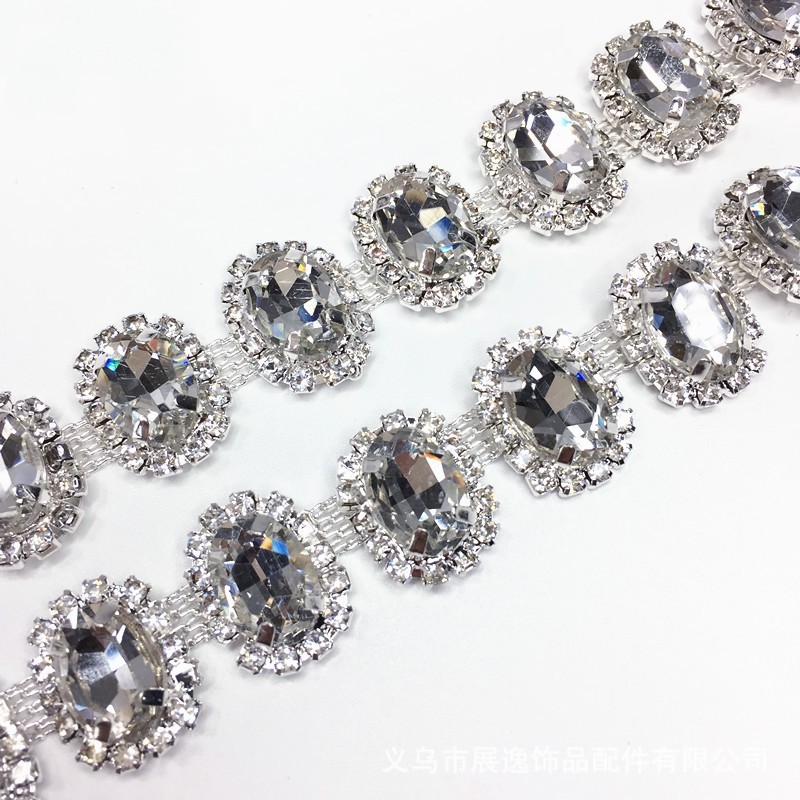 Factory direct sales of glass water diamond code chains, high-end wedding dress, dress, necklaces, clothing chains, accessories and accessories pic 3