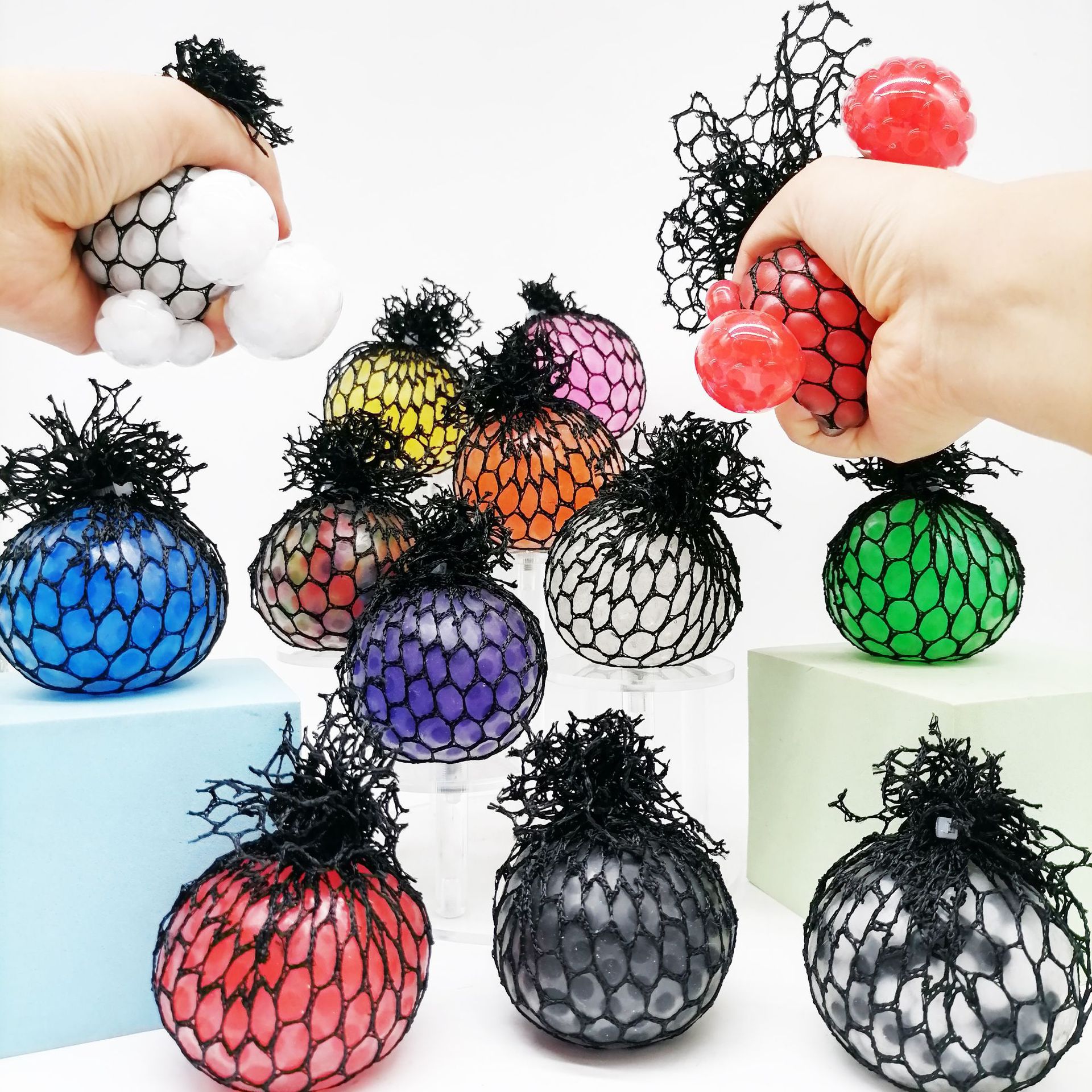 捏捏乐新款解压玩具手捏葡萄珠子球发泄球整蛊橡塑泡沫塑料球详情1