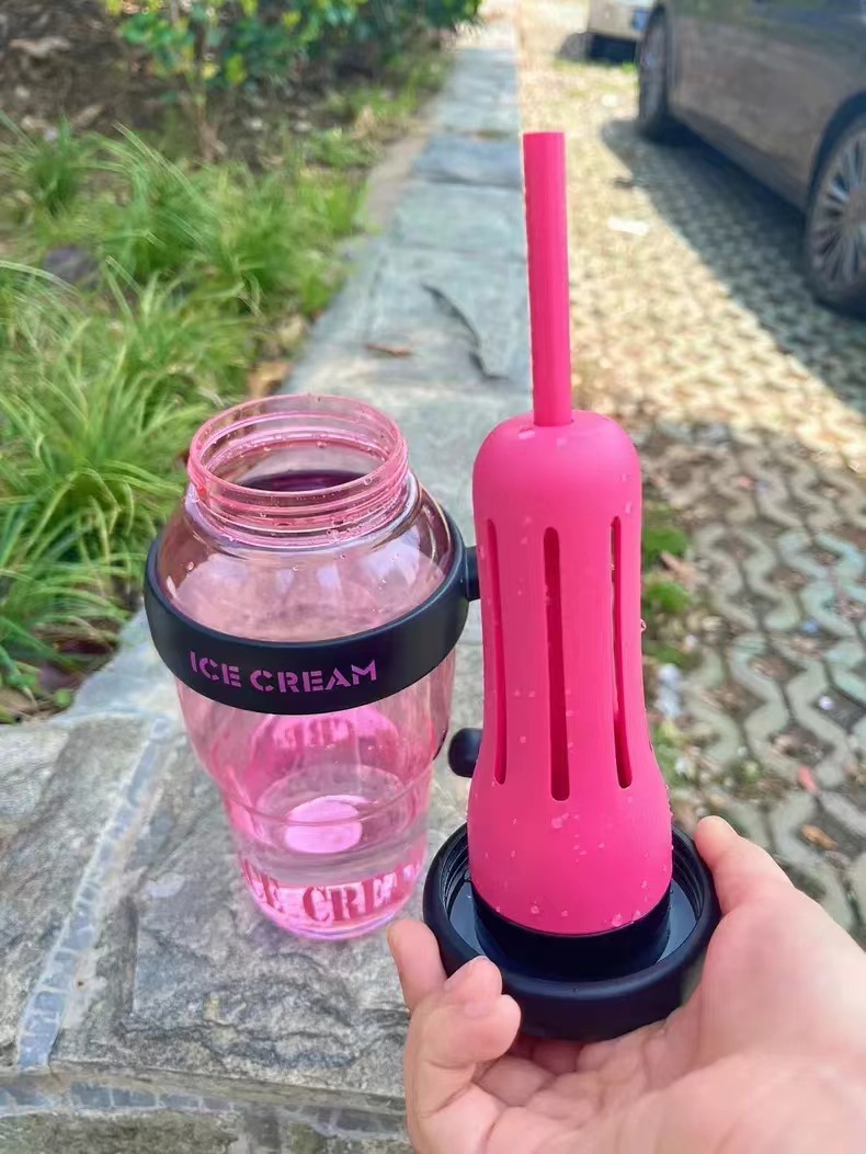 New large-capacity 2025 ice cup, high appearance level, large-mouth cup for girls, convenient with straw, tea strainer, flower tea, plastic cup pic 12