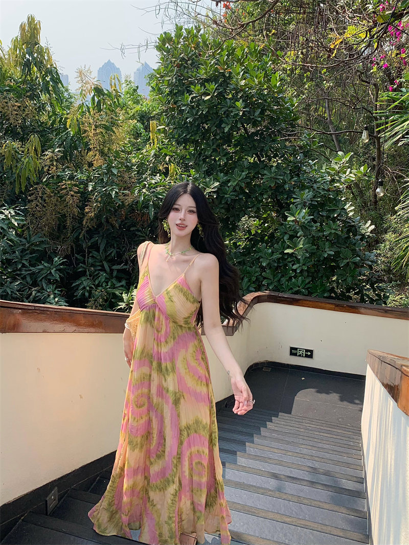 法式油画晕染黄色碎花吊带连衣裙泰国海边度假沙滩裙长裙女夏详情14