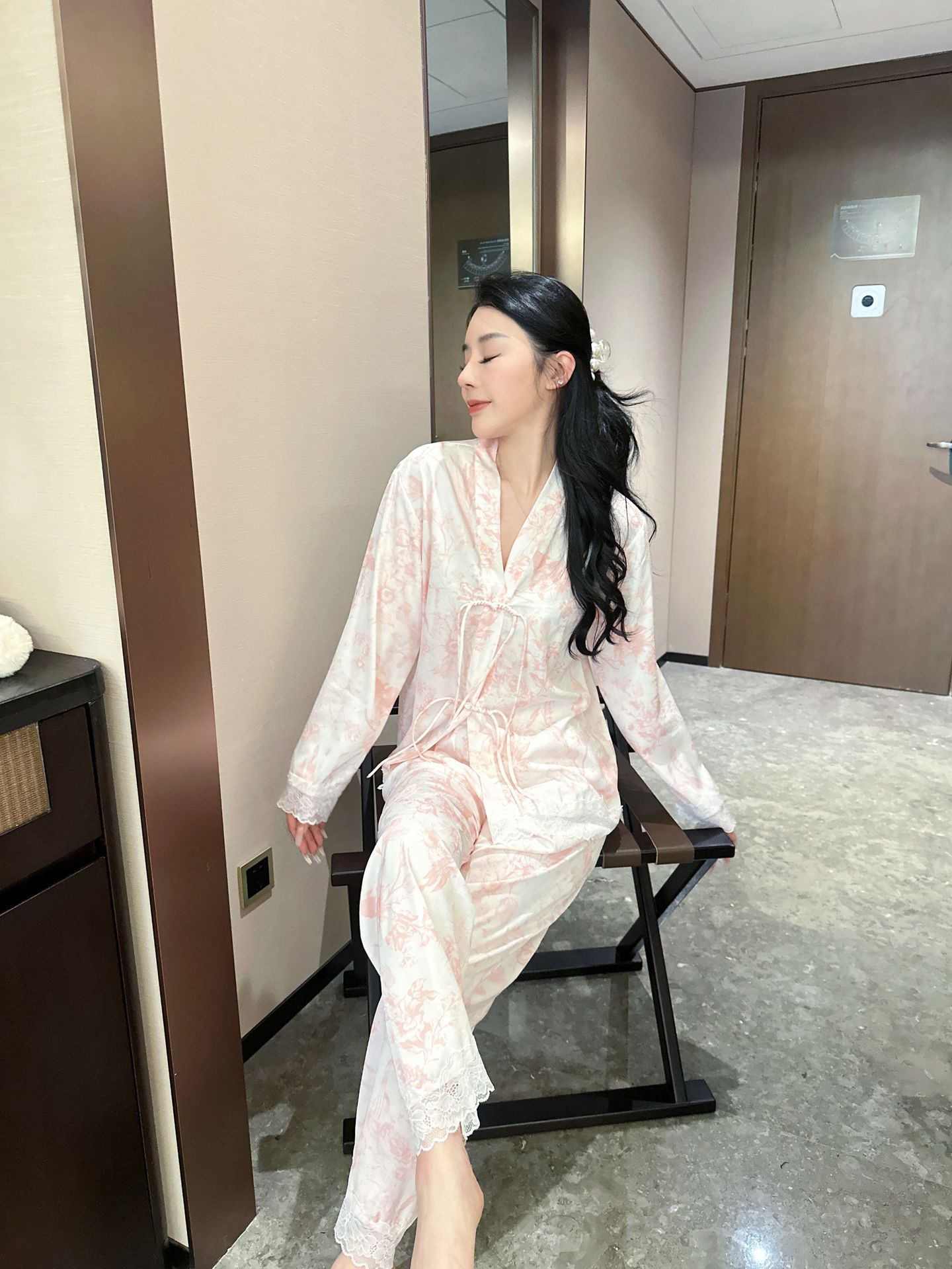 国潮Yase【宫廷风林】国潮睡衣女冰丝花卉新中式盘扣春秋季长袖家居服详情15