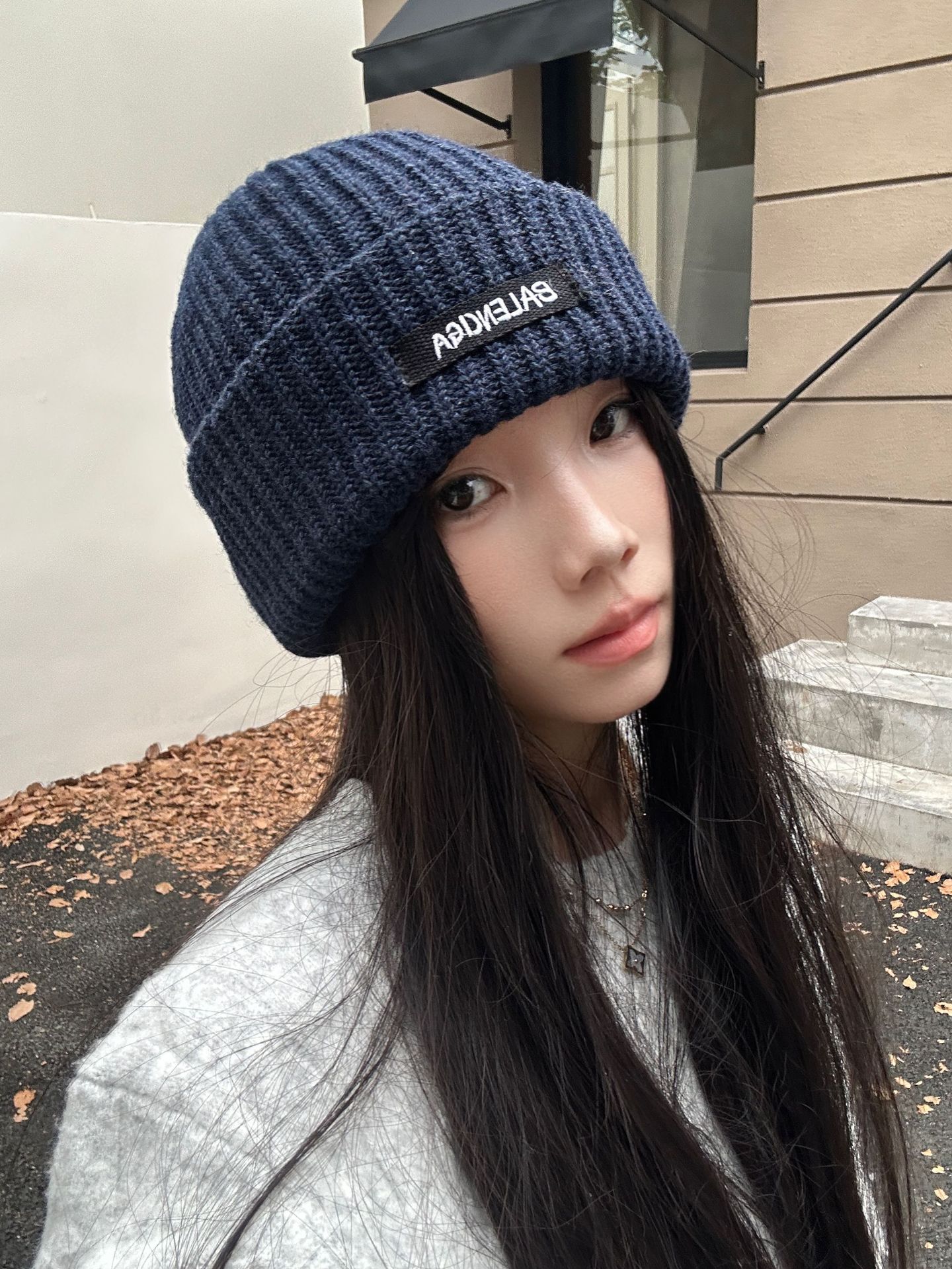 Autumn and winter versatile fabric label knitted cap, thickened headband to show off face, small woolen cap for cold protection and warmth, ear-protecting headband, cold cap pic 6